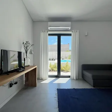 Διαμέρισμα Casa Do Meio #3 *